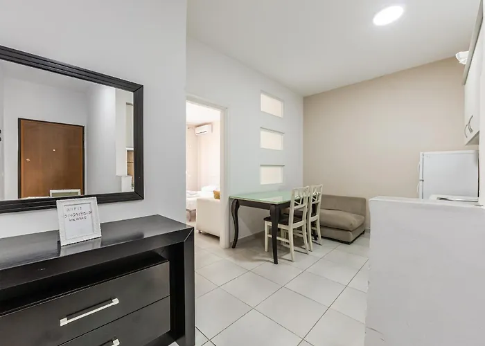 Lungomare Cozy By Pikhost *