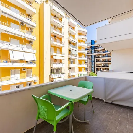 Lungomare Cozy By Pikhost فلورا