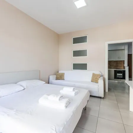 Lungomare Cozy By Pikhost Apartment Vlore